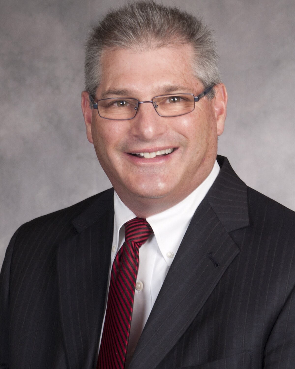 Official portrait of David Paul Linsky, Massachusetts State Representative for the 5th Middlesex District.