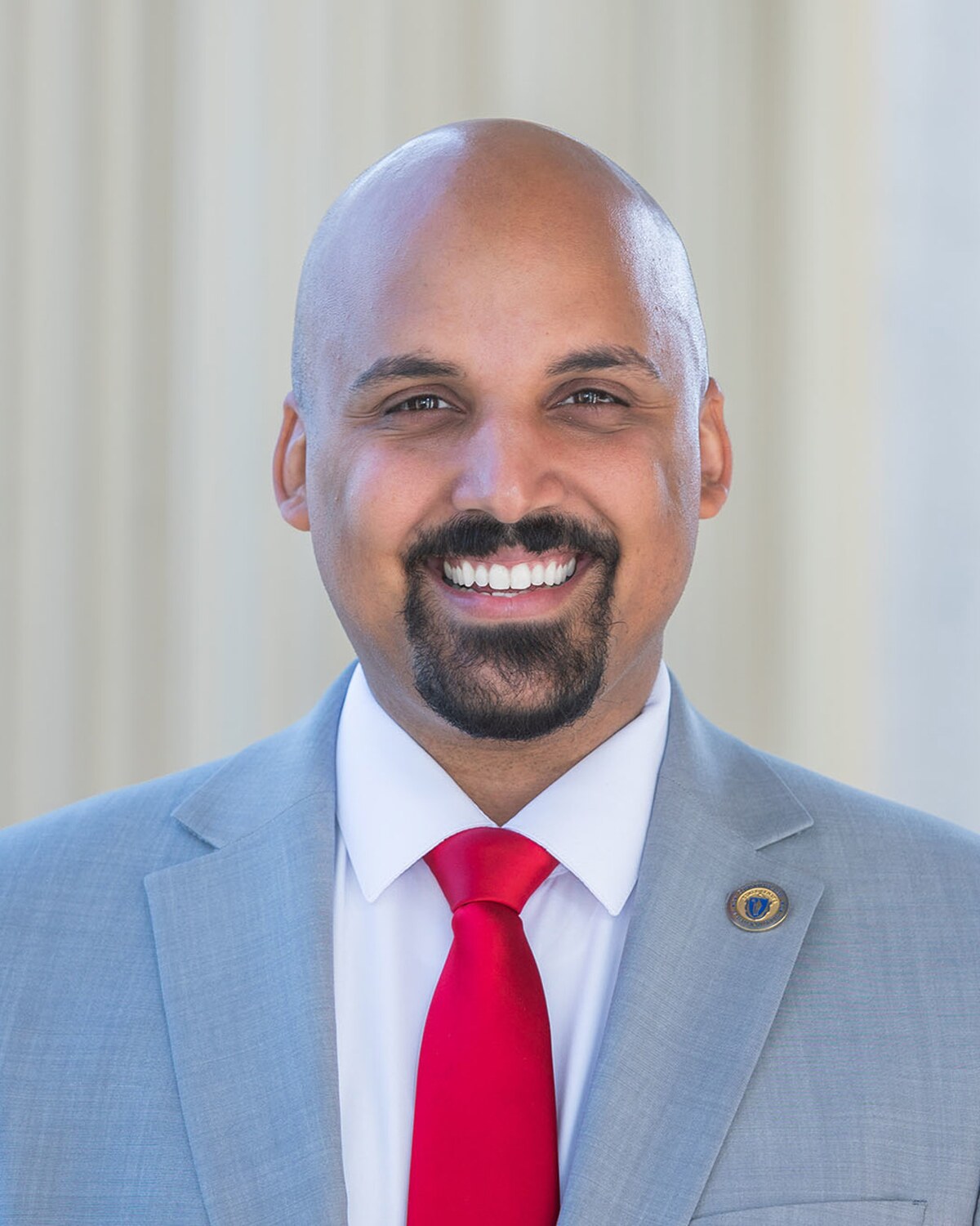 Official portrait of Pavel M. Payano, Massachusetts State Senator for the First Essex District.